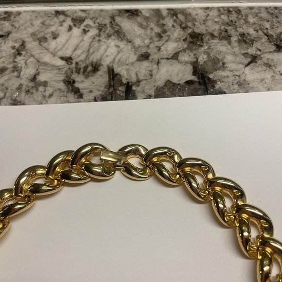 Signed Maxine Denker Wide Chunky Statement Necklace Gold Tone Chain - Picture 4 of 10